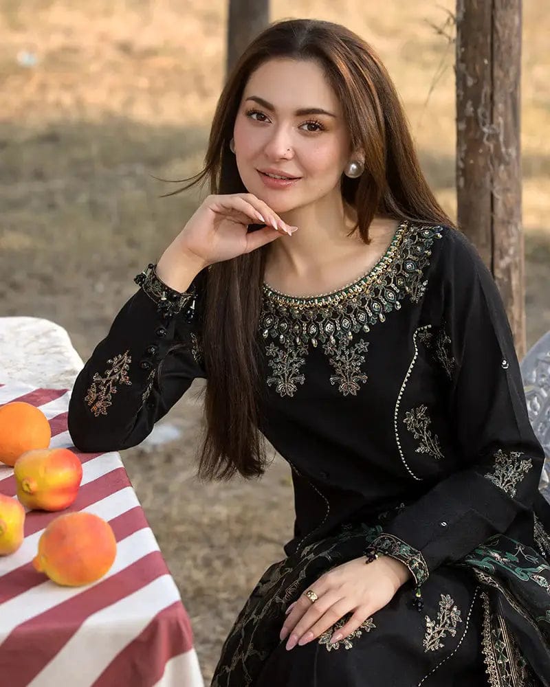 Hania Amir